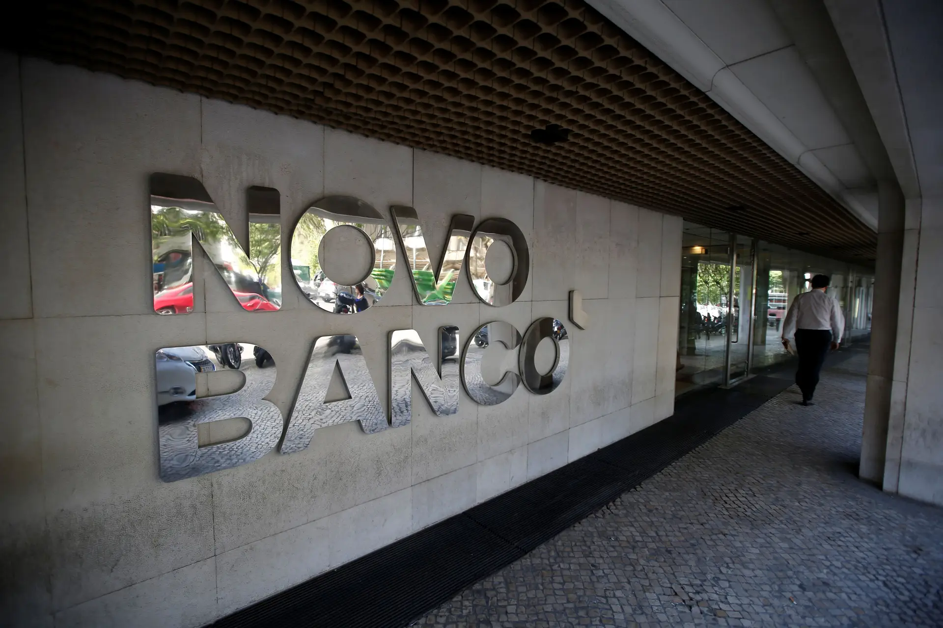 PS quer ouvir presidente do Novo Banco na reabertura dos trabalhos parlamentares