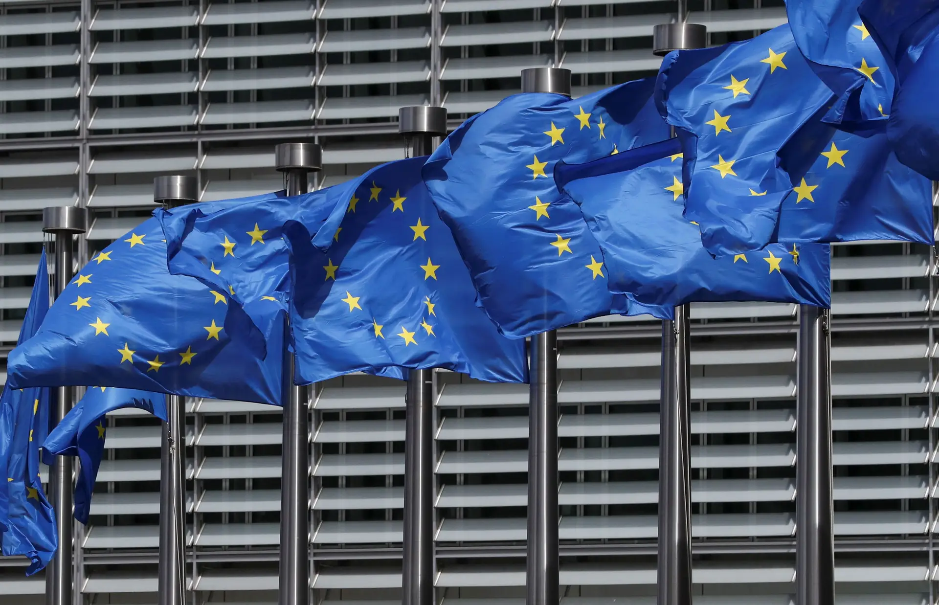 Bruxelas lança processo de infração a Portugal devido a vouchers