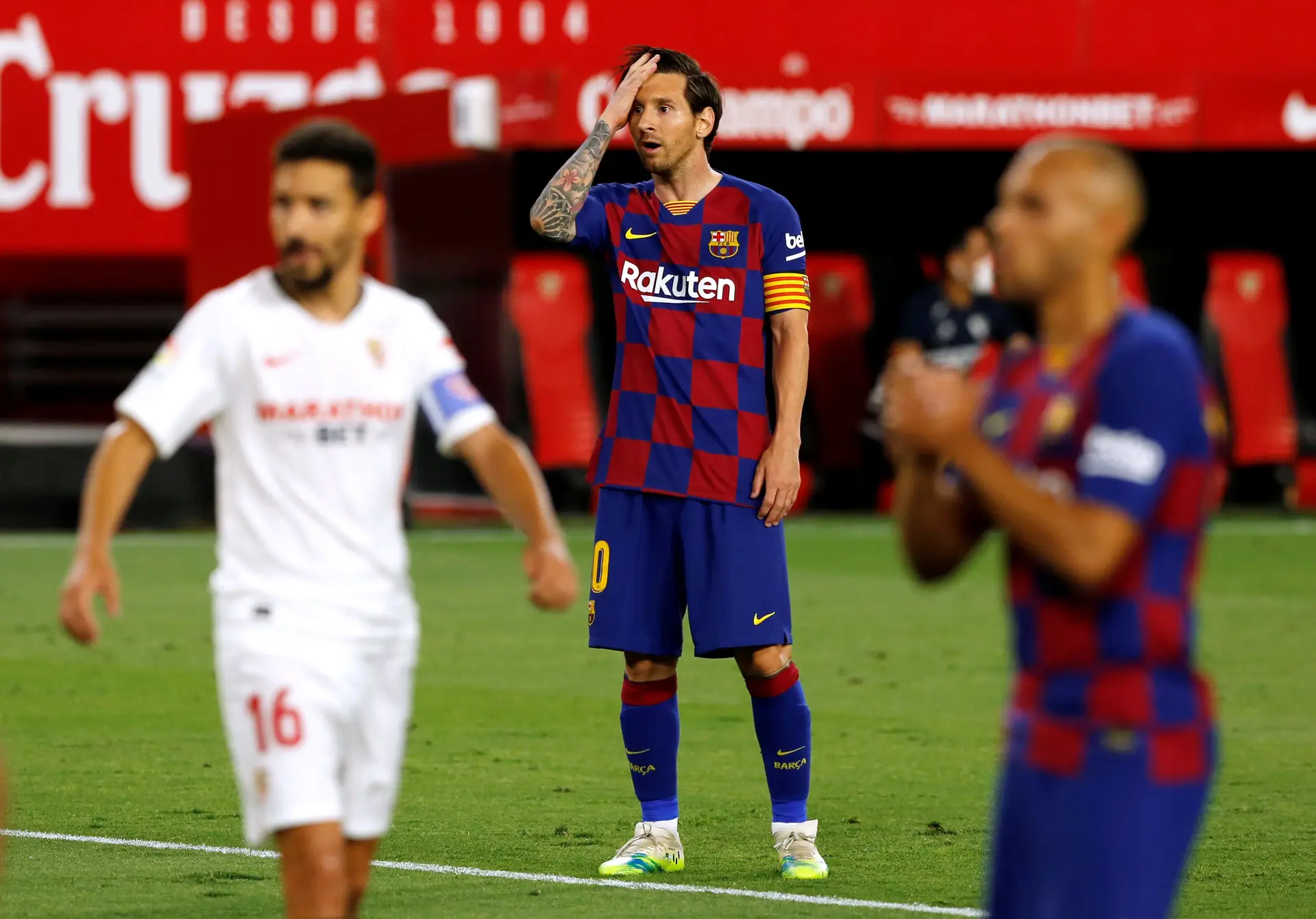 FC Barcelona escorrega em Sevilha e pode ser alcançado na liderança pelo Real Madrid