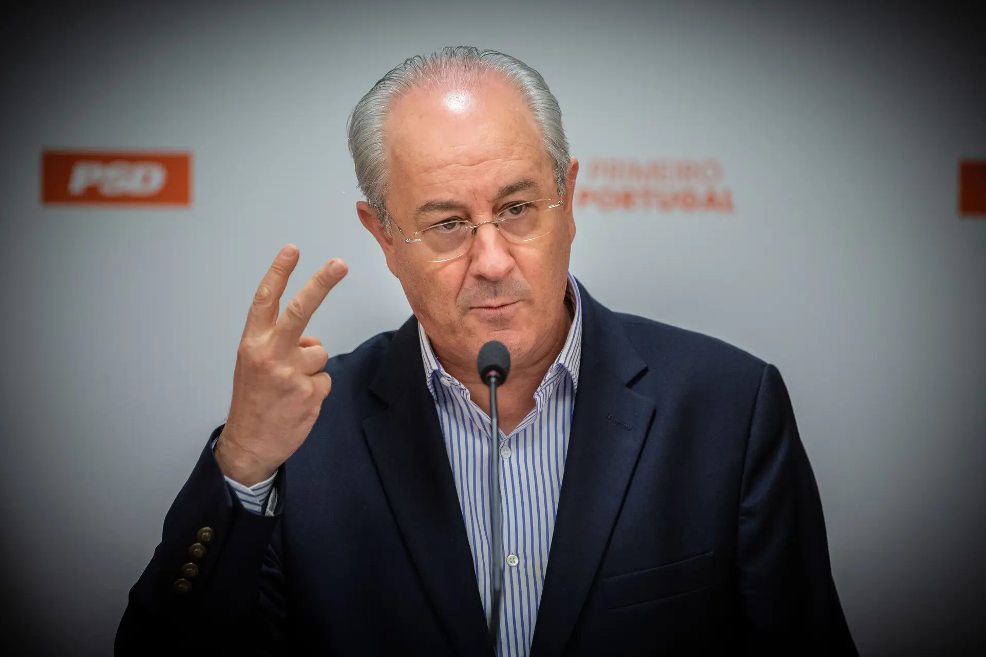 A solução de Rui Rio para o Estado gerir a TAP sem a nacionalizar