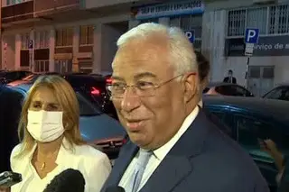 "Cumprindo as regras é possível retomar a normalidade", afirma Costa reagindo à exclusão britânica