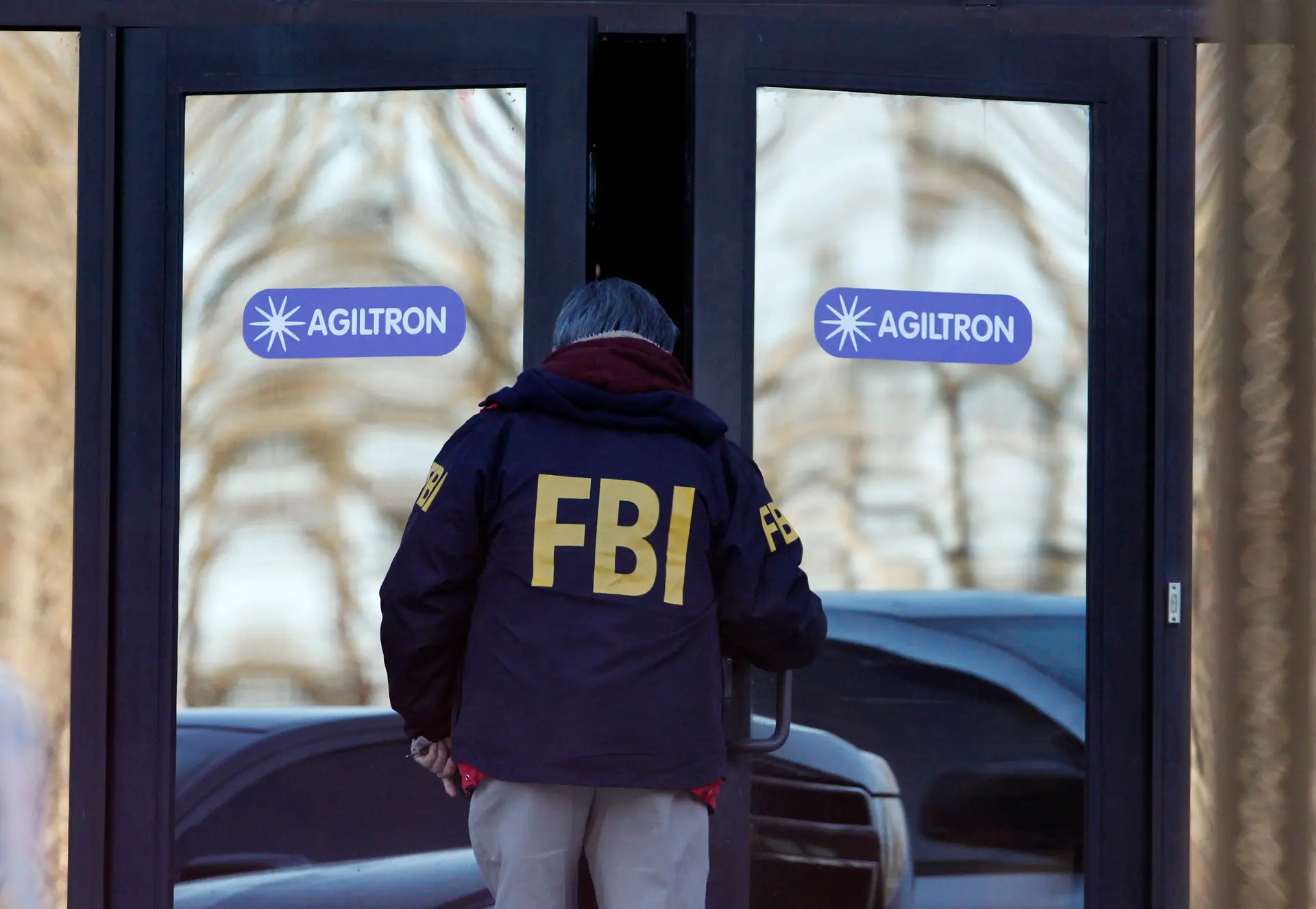 FBI diz que China tem "preferências" nas próximas presidenciais nos EUA