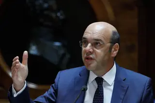 Governo tem mais mil milhões de euros para micro empresas