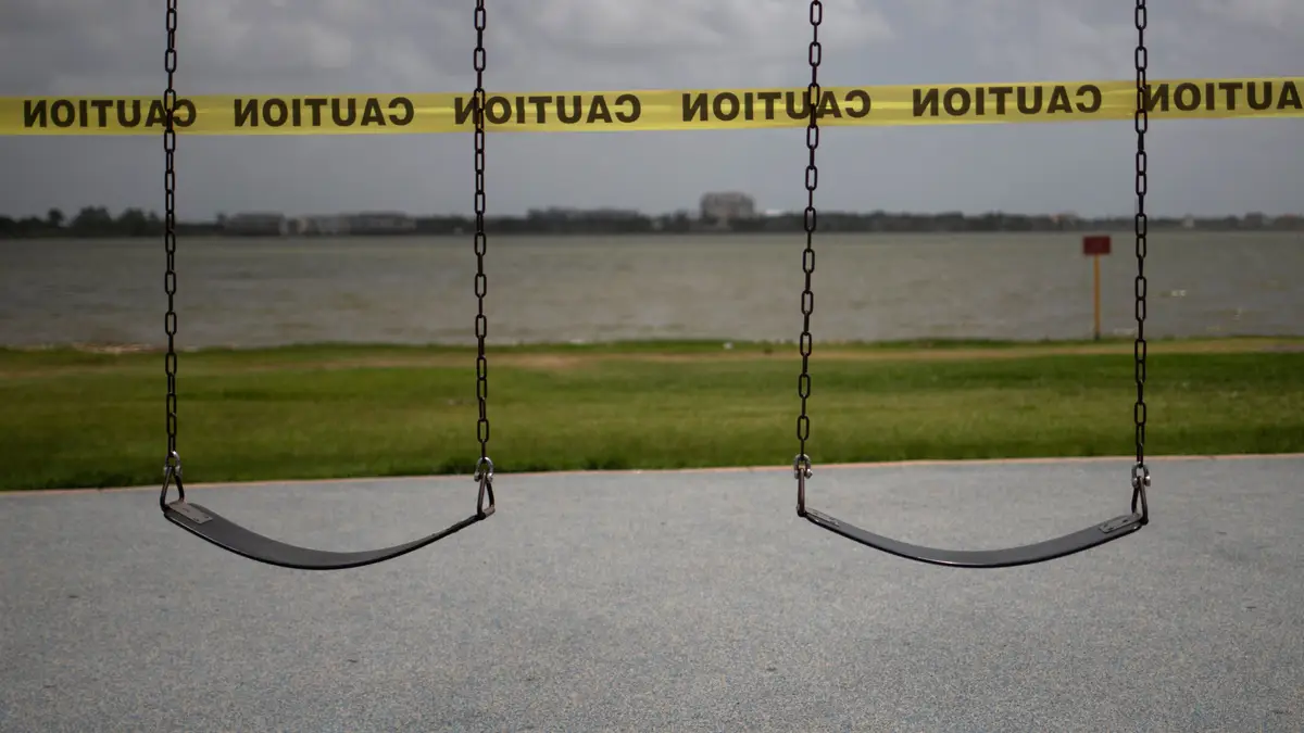 Área de diversão infantil interdita, devido à propagação da Covid-19, no estado do Texas, nos EUA.