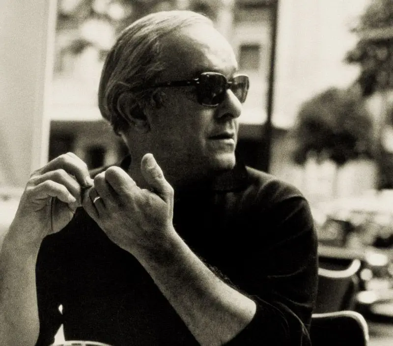 Família de Vinicius de Moraes indemnizada por perseguição durante ditadura no Brasil