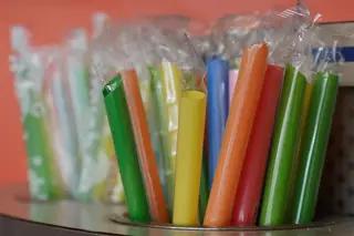 Palhinhas de plástico não podem ser recicladas 