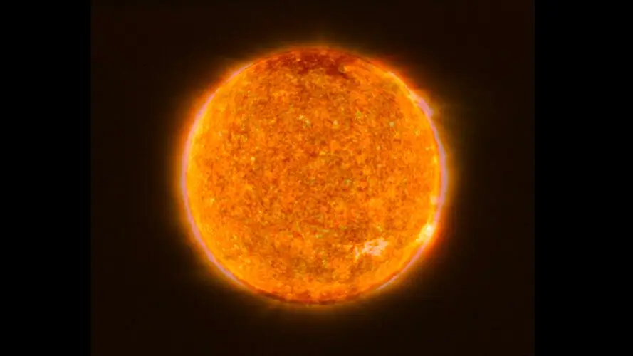 La sonda de orbitter solar recibe las primeras imágenes del Polo Sur del Sol