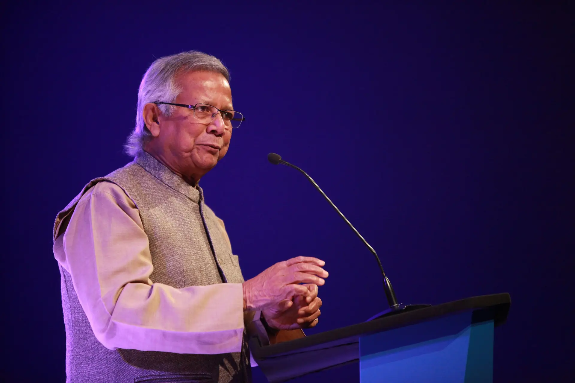 Nobel da Paz Muhammad Yunus diz que pandemia revelou a divisão do mundo ...