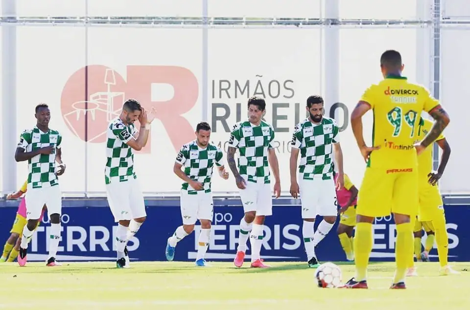 Moreirense homenageia FC Porto e Carlos Xistra