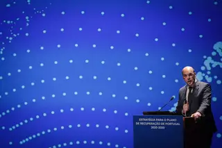 Ministro da Economia avisa que dinheiro de Bruxelas não serve só para o imediato