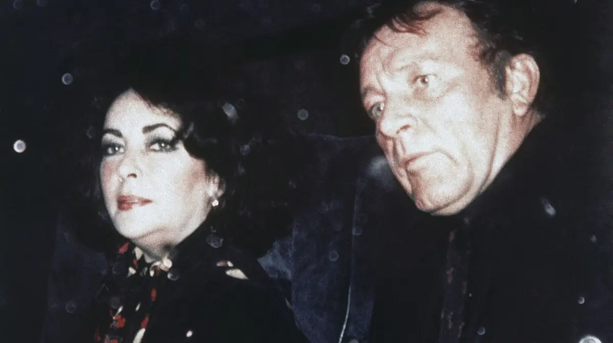 Elizabeth Taylor e Richard Burton em 1976