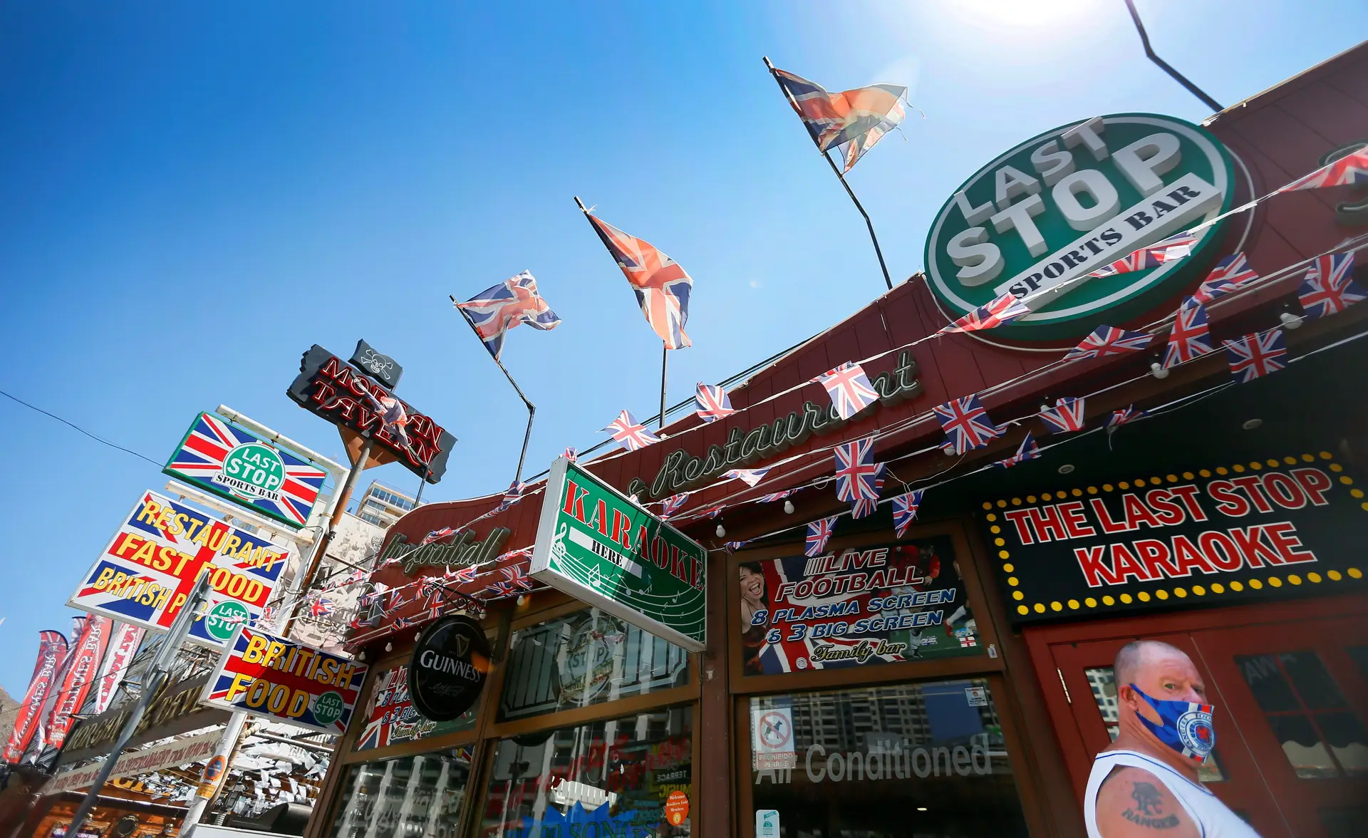 Turistas britânicos em Benidorm