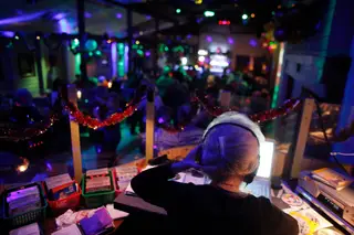 Covid-19: Itália fecha discotecas e obriga uso de máscara em lugares públicos à noite