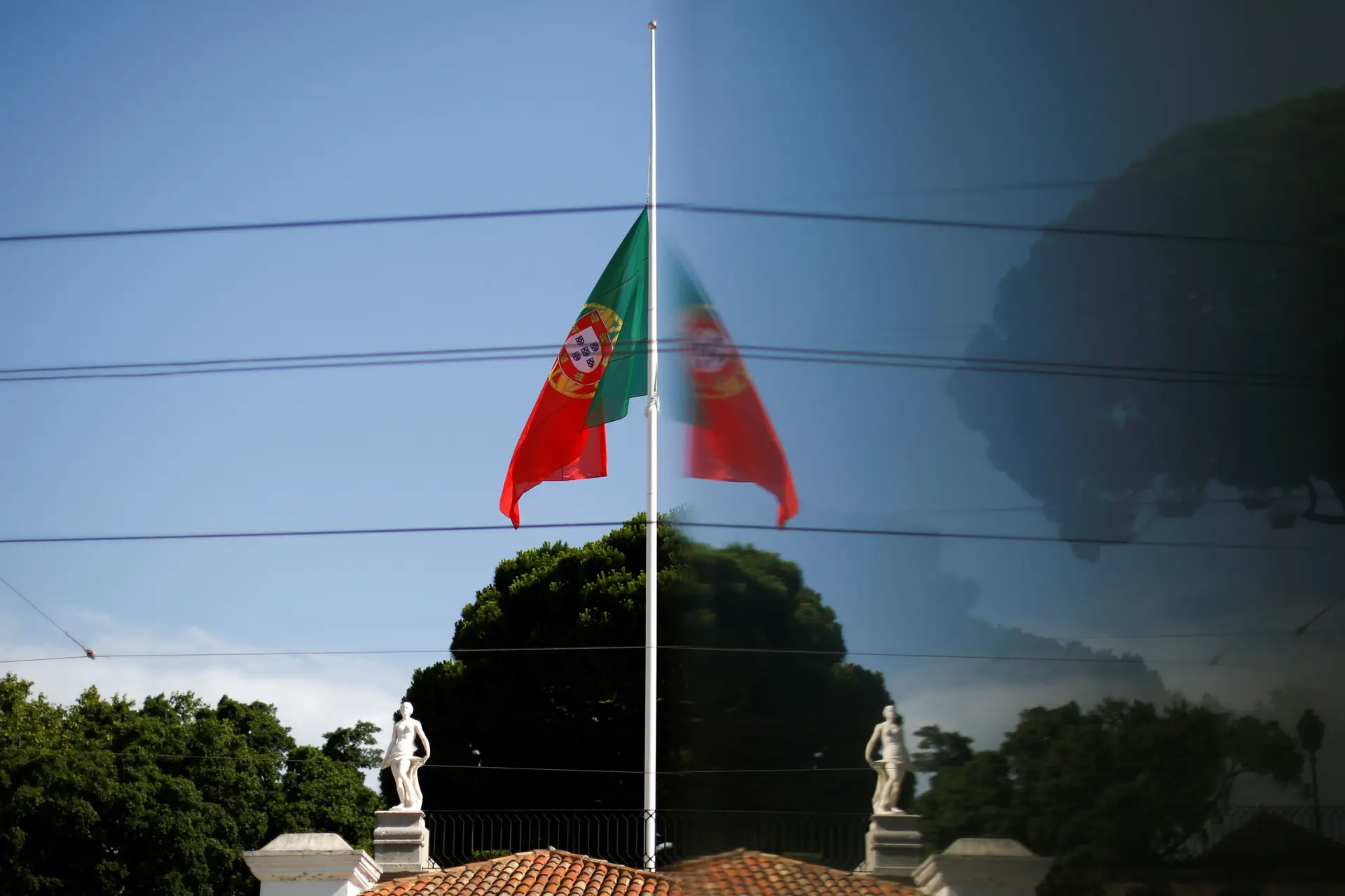 Governo e sindicatos da função pública reúnem-se a dois dias da greve