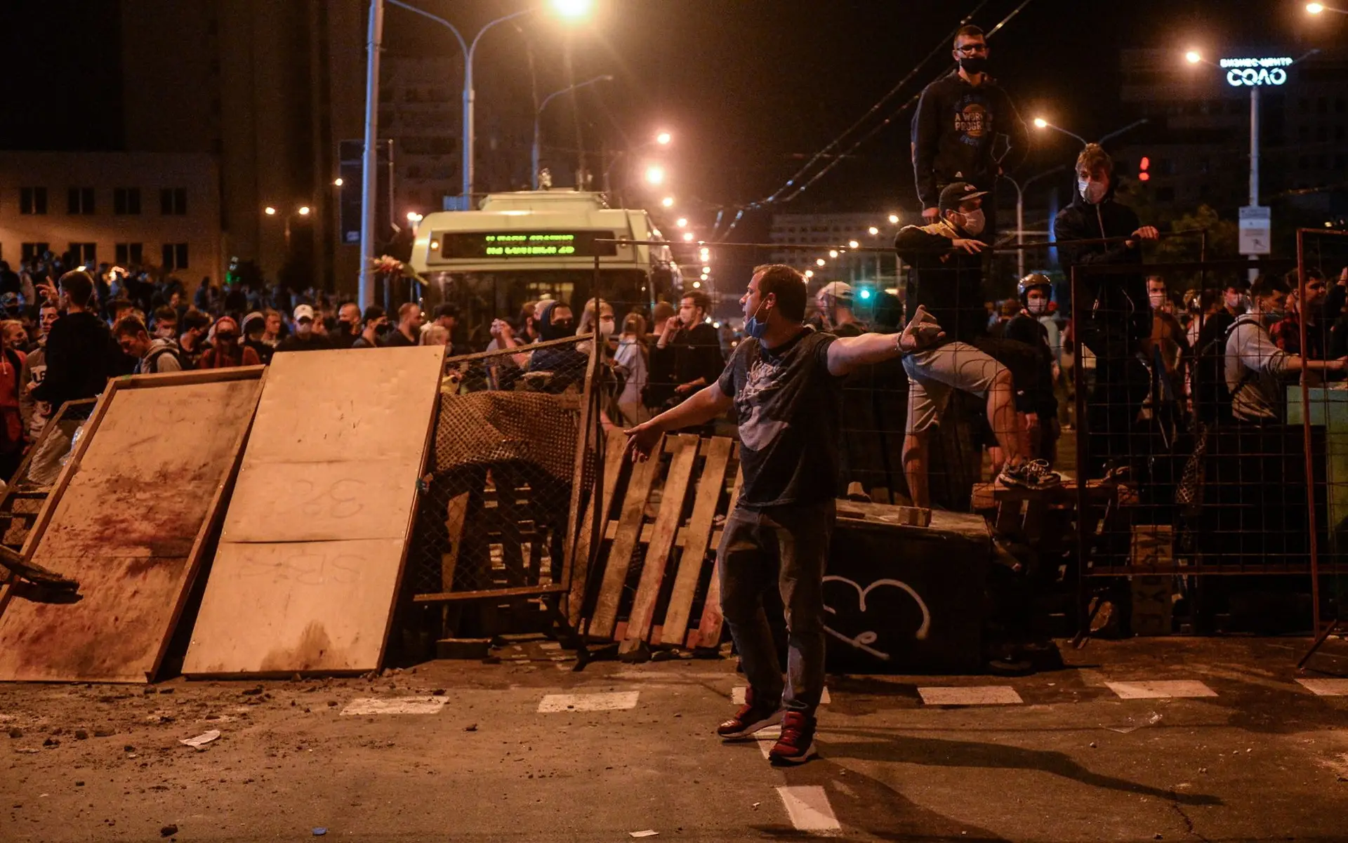 A recusa dos resultados eleitorais está a traduzir-se numa onda de protestos.