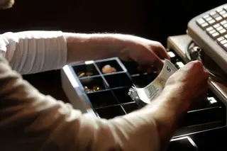 Horário reduzido nos bares dos Açores. Empresários dizem que medida vem penalizar o setor