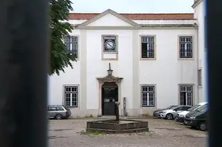 Fecho de lar em Marvila, Lisboa obriga à transferência de 140 idosos e 20 deficientes profundos