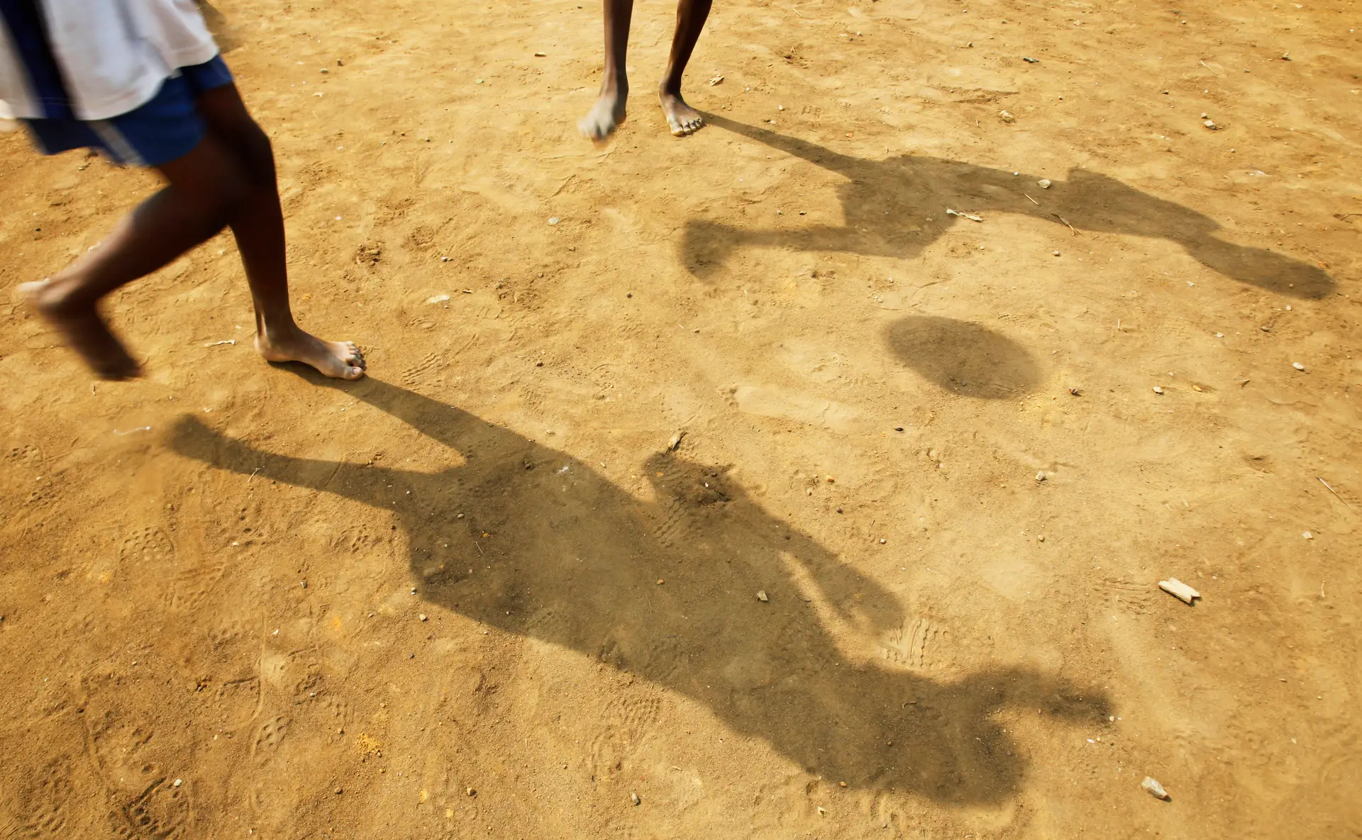 Morreram 12 crianças de uma misteriosa doença na Costa do Marfim
