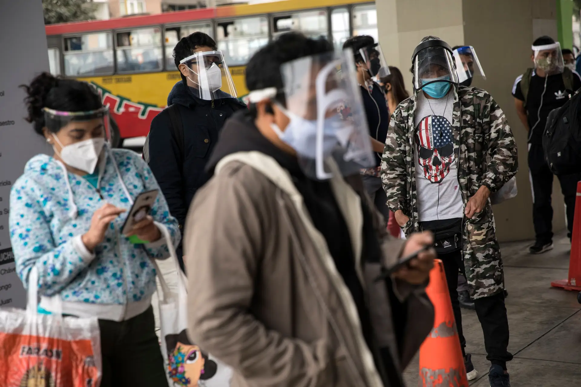 Peru ultrapassa meio milhão de casos de Covid-19