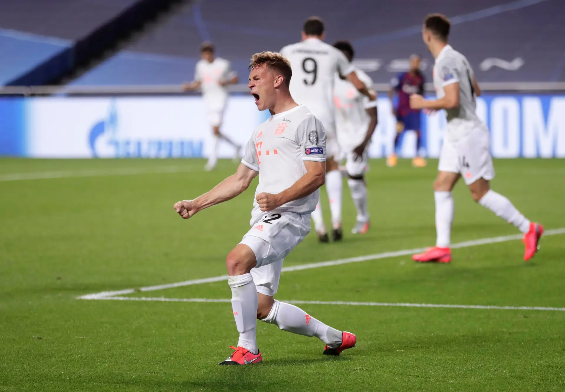 Joshua Kimmich falha dois jogos do Bayern Munique por não estar vacinado contra a covid-19
