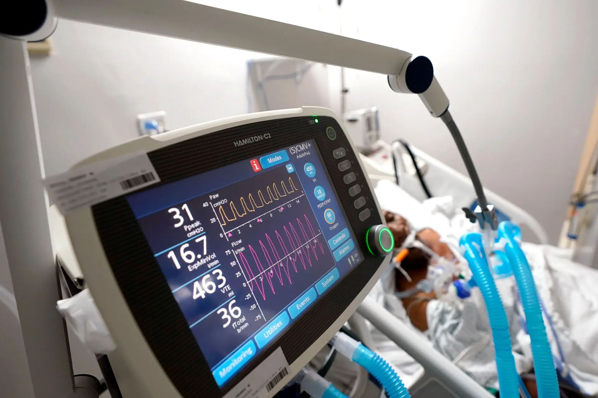Covid-19: Comissão Técnica de Vacinação recomenda reforço da vacina para maiores de 40 anos
