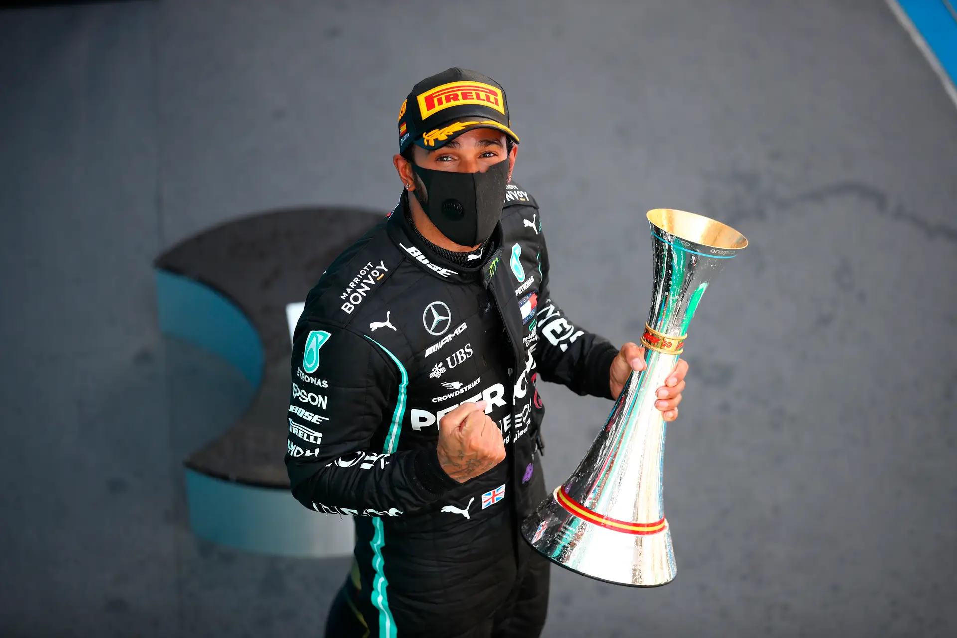 Lewis Hamilton vence GP da Espanha e é lider do campeonato mundial