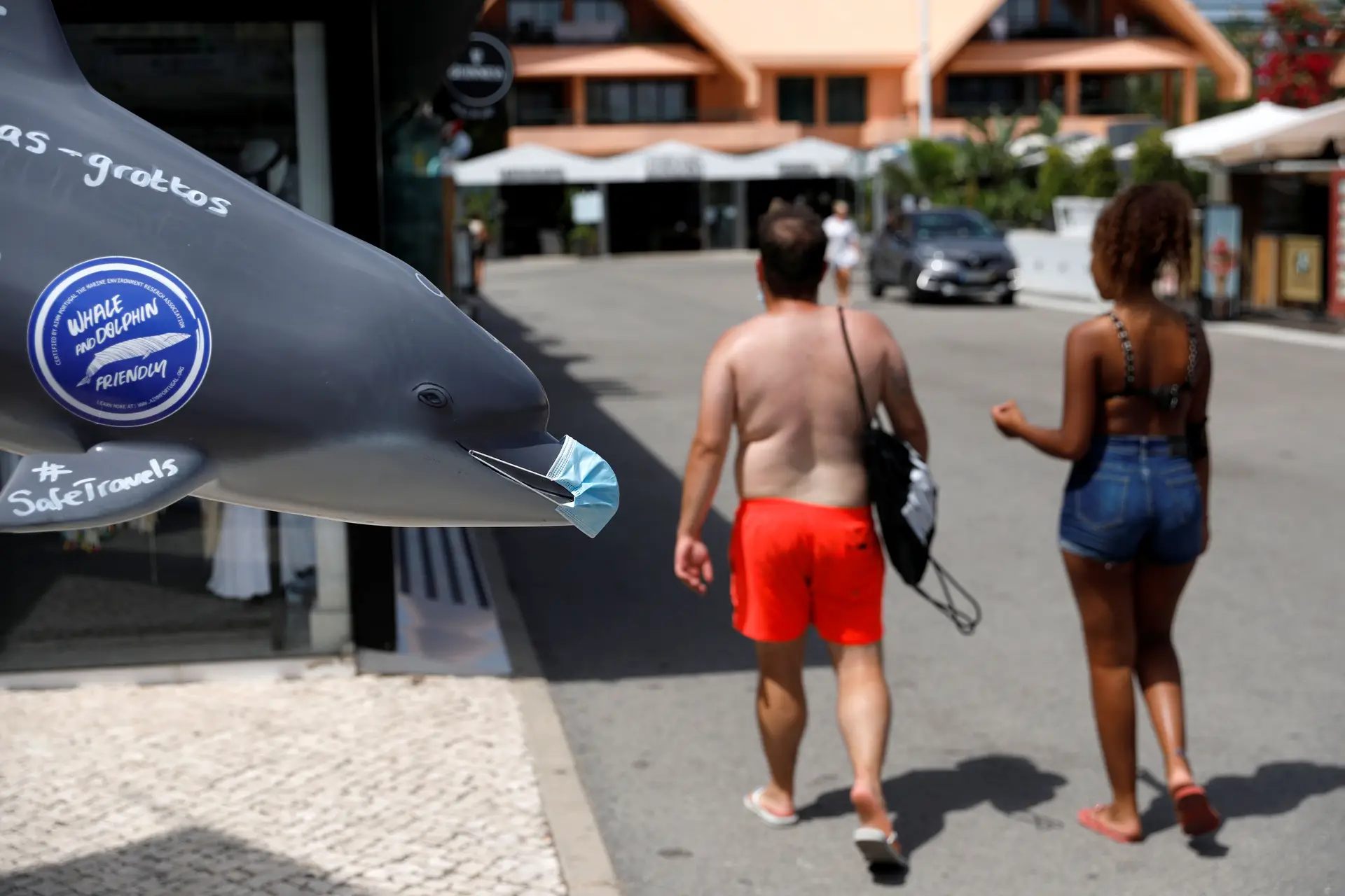 Inclusão de Portugal no corredor aéreo britânico "não salva o verão, mas dá fôlego para o outono"