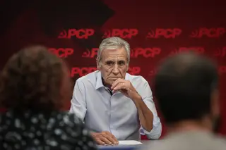 Jerónimo de Sousa critica Governo por tratar a Cultura como "parente pobre" do sistema democrático