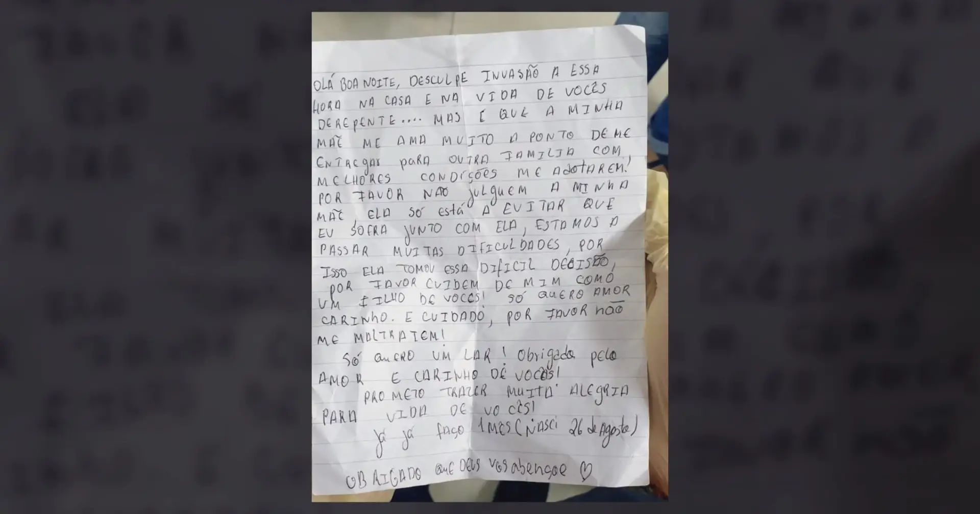 A carta da mãe que deixou o filho junto a uma igreja no Cacém foto