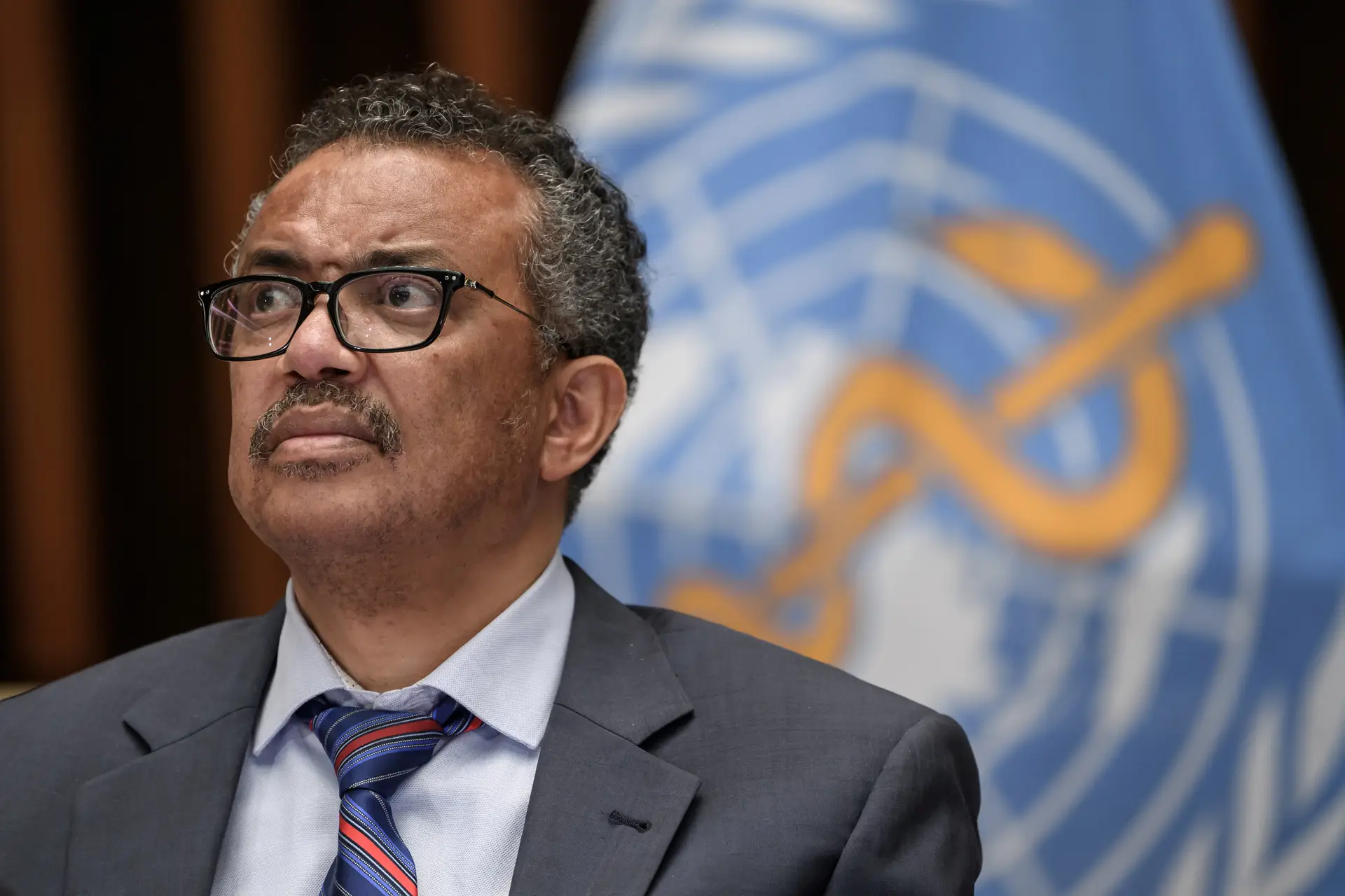 Covid-19. OMS anuncia que vai disponibilizar 120 milhões de testes rápidos para países pobres