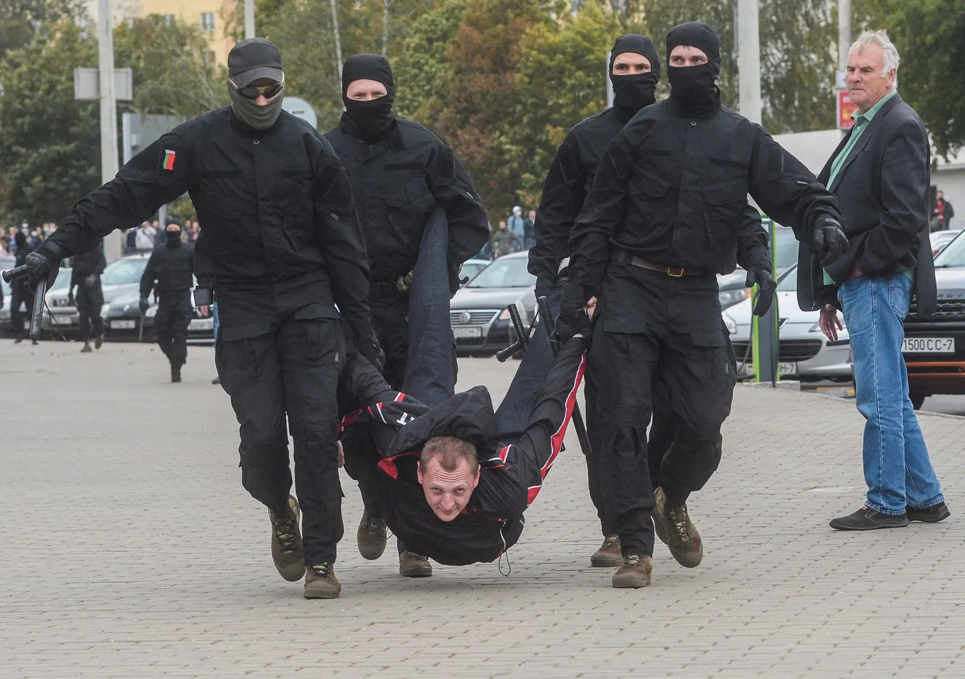 Cerca de 500 detidos em manifestações na Bielorrússia no fim de semana