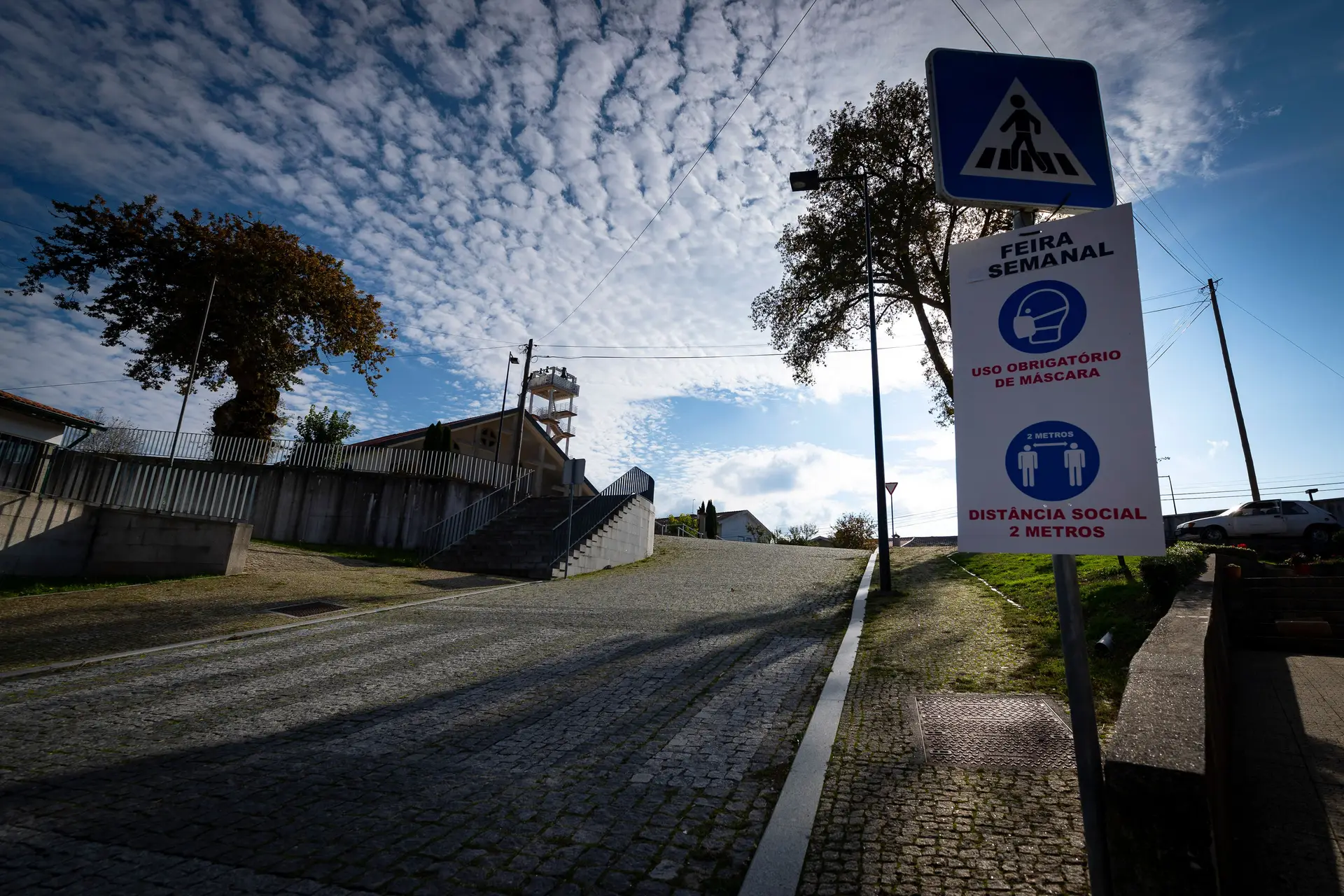 Mais 12 mortes e 1.394 casos de Covid-19 em Portugal nas últimas 24 horas