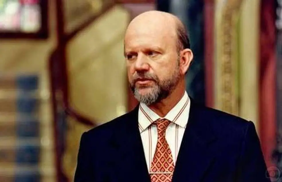 O ator brasileiro Cecil Thiré morreu a 9 de outubro, no Rio de Janeiro, aos 77 anos. Sofria de Parkinson e morreu de causas naturais.