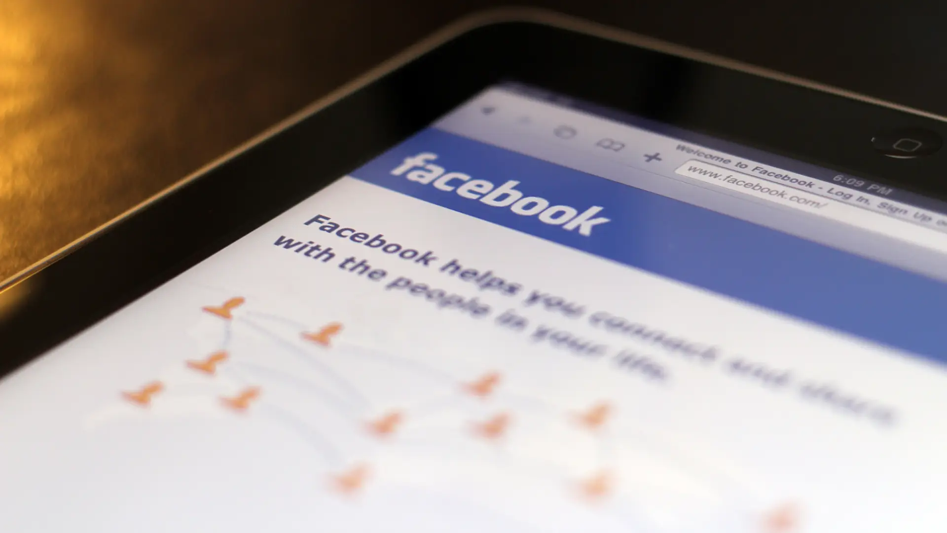 Facebook vai proibir publicações que desencorajem a vacinação