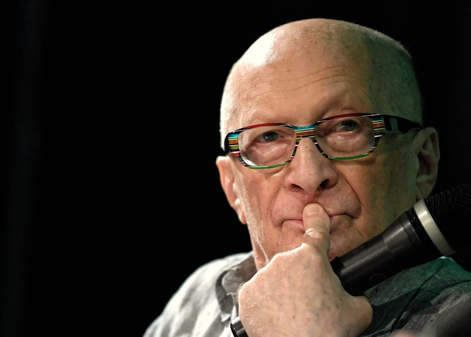 O ator polaco Wojciech Pszoniak, conhecido por desempenho em filmes como "O Caso Danton" e "Terra Prometida", do realizador Andrzej Wajda, morreua 19 de outubro em Varsóvia, aos 78 anos.