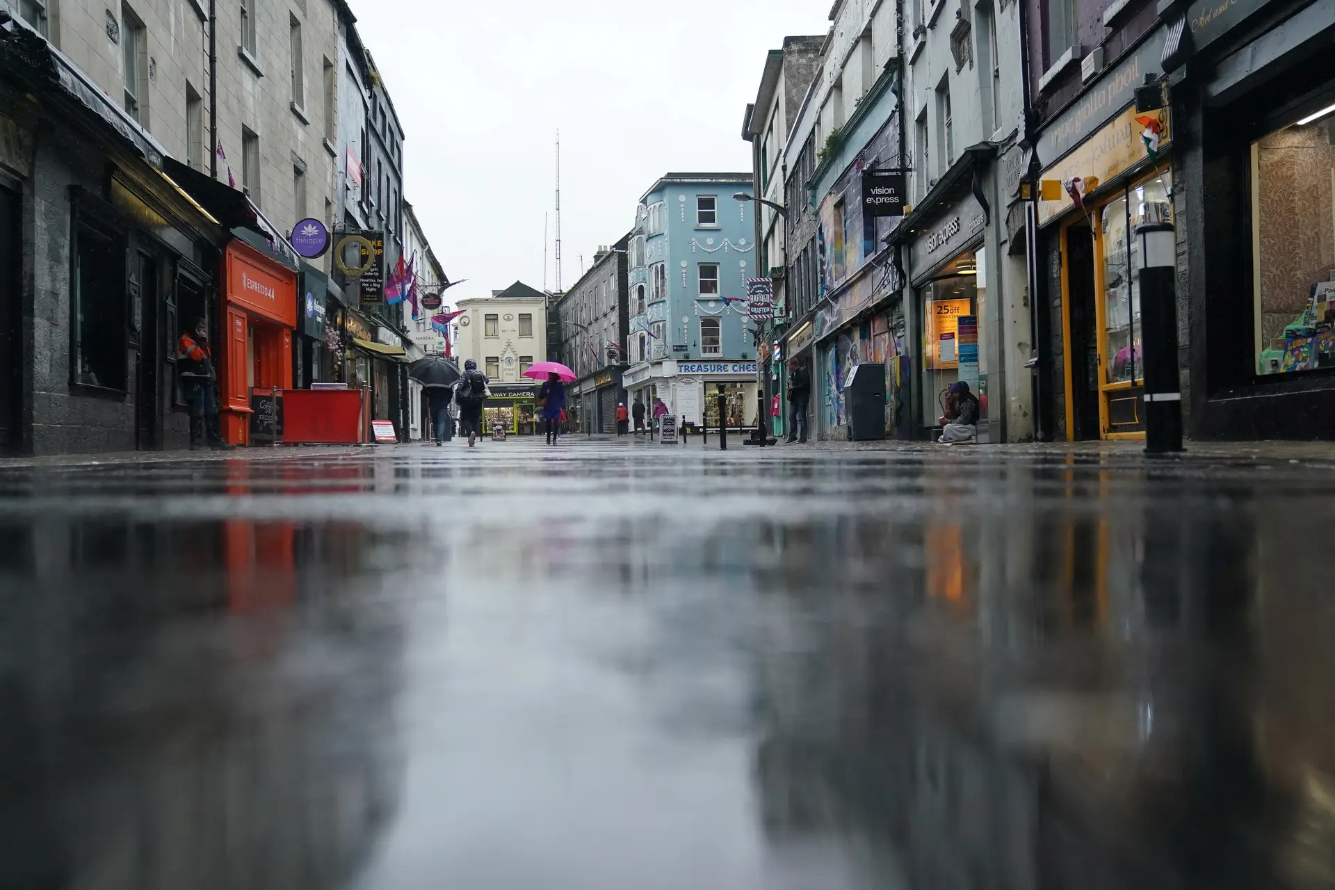 Covid-19. Irlanda regressa a novo confinamento nacional