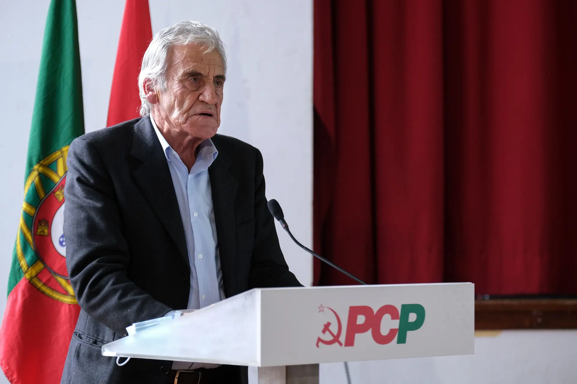 PCP promete propor melhorias ao OE2021 "até ao fim"