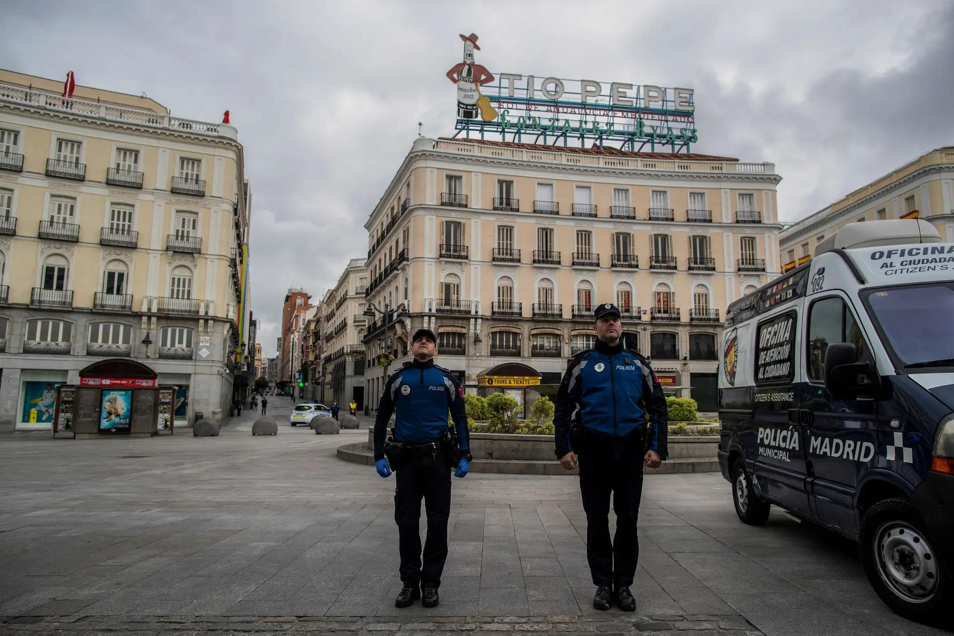 Covid-19: Espanha espera vacinar gratuitamente 10 milhões de pessoas até maio