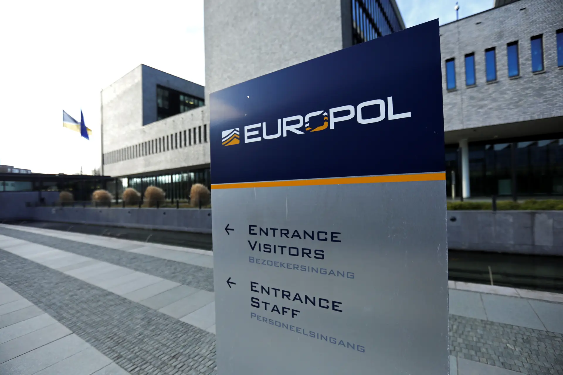 Europol faz 174 detenções e apreende 27 veículos em operação contra crime organizado