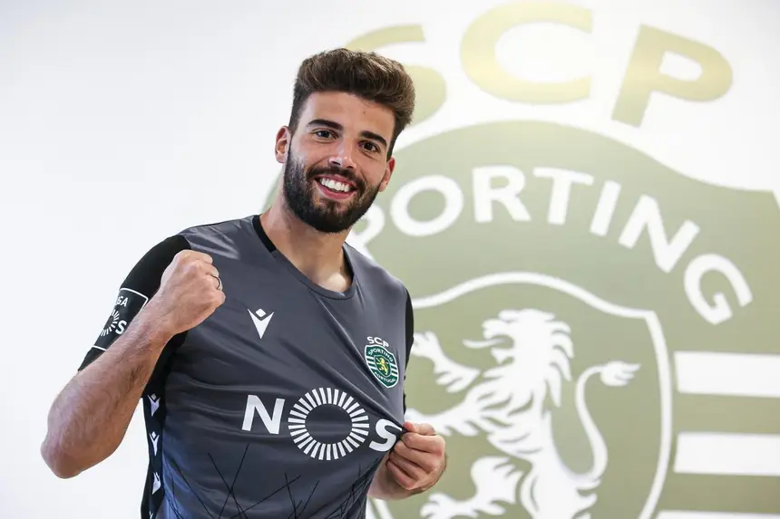 SIC Notícias | Maximiano e Gonçalo Inácio renovam contrato ...