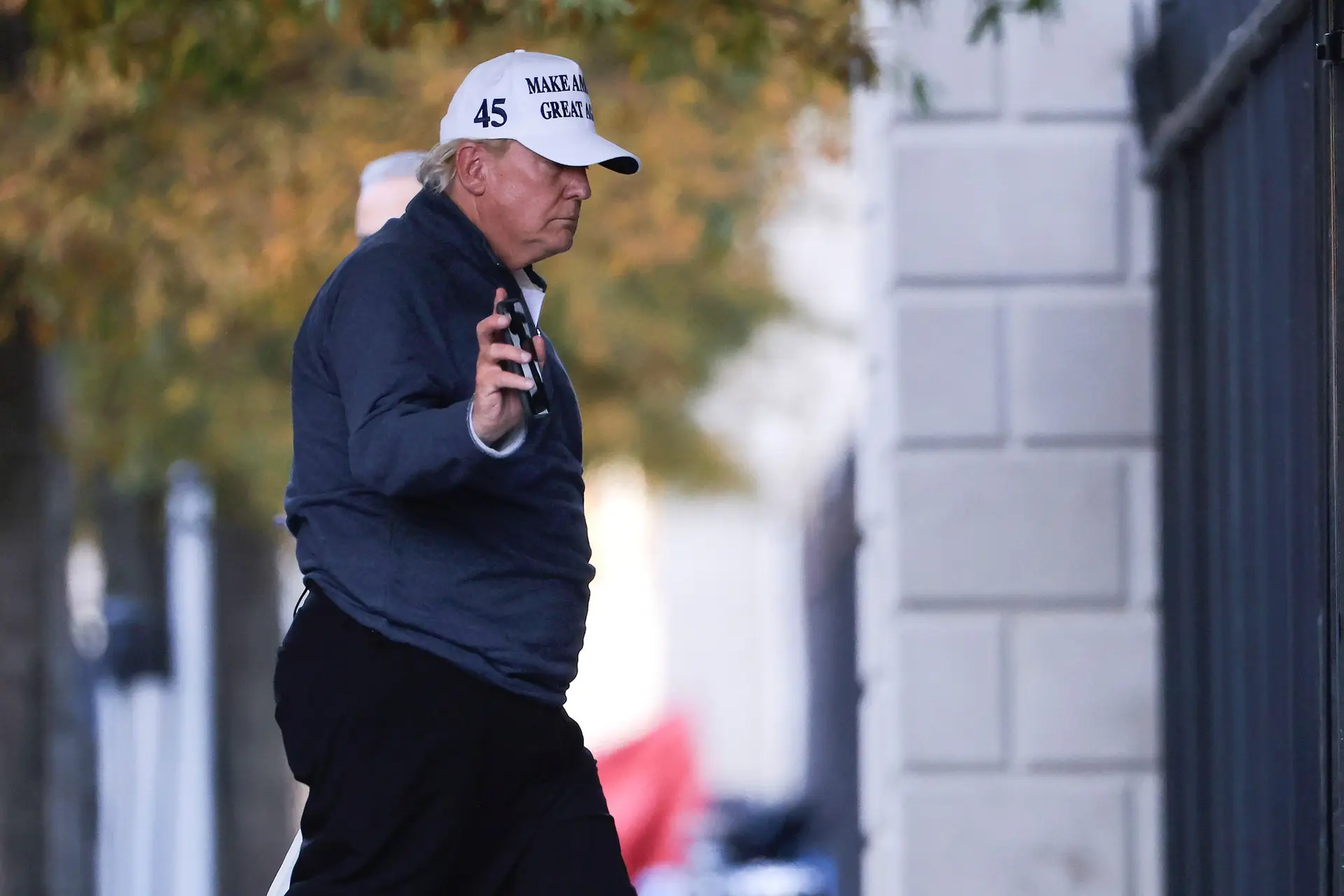 Trump de volta à Casa Branca após confirmação da vitória de Biden