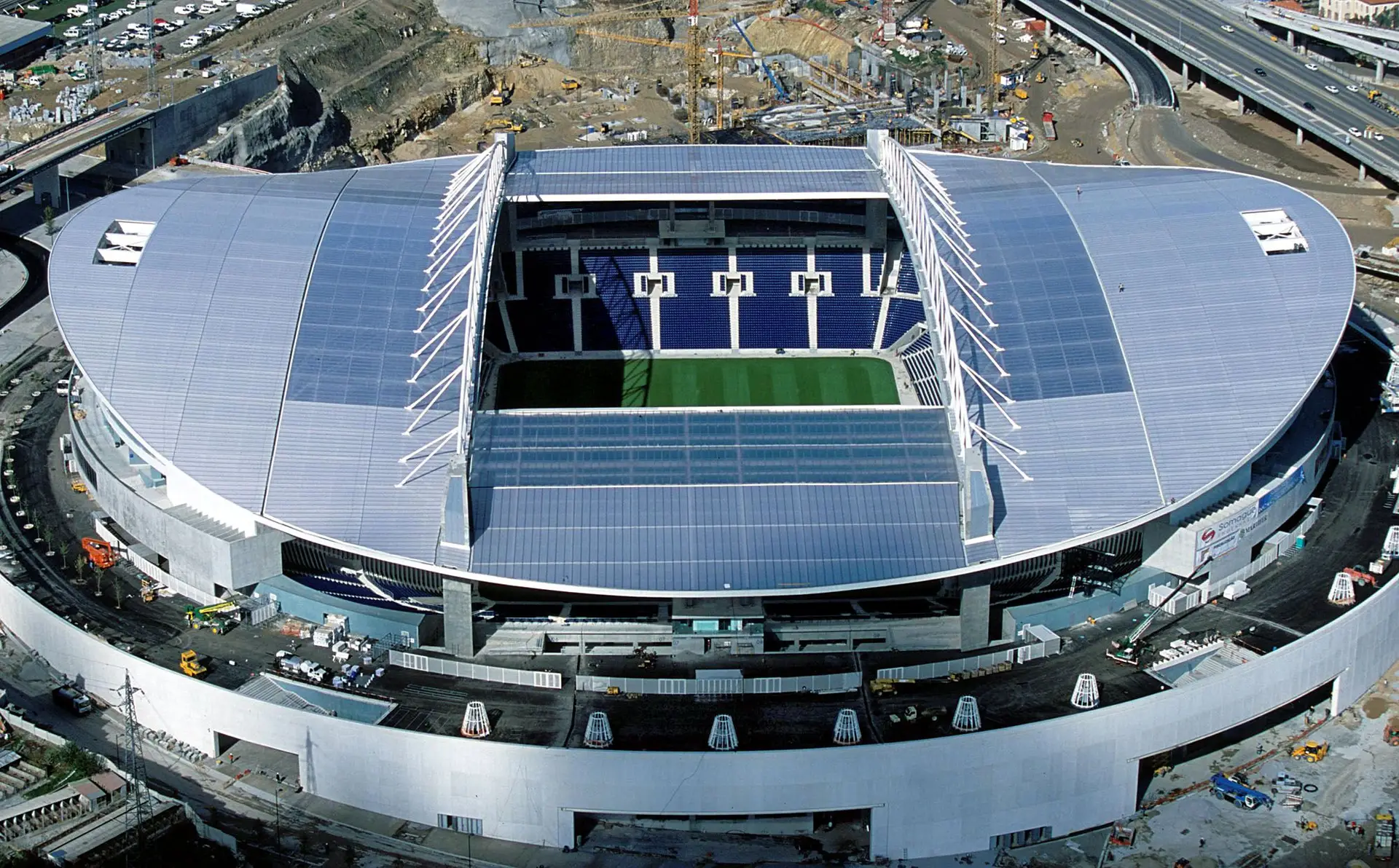 Final da Liga dos Campeões vai jogar-se no Estádio do Dragão