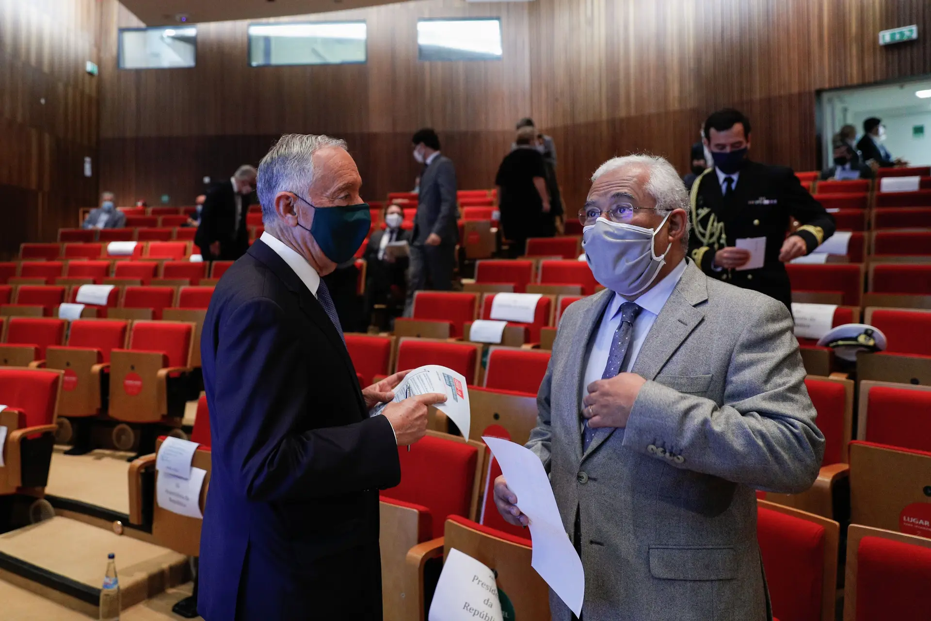 PR, Governo, especialistas e líderes partidários reúnem-se para avaliar situação epidemiológica