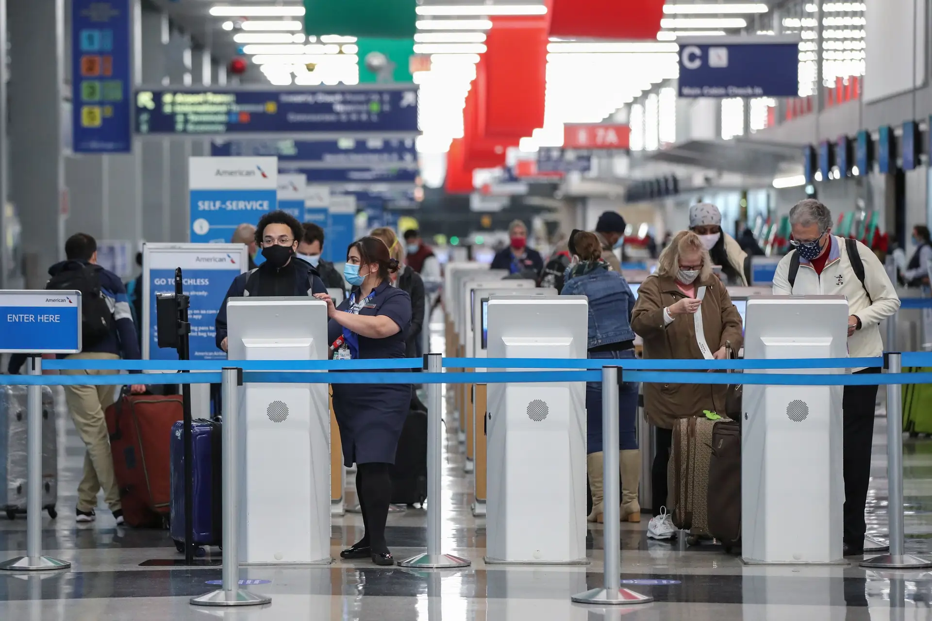 Covid-19: EUA permitem entrada de viajantes internacionais vacinados a partir de novembro