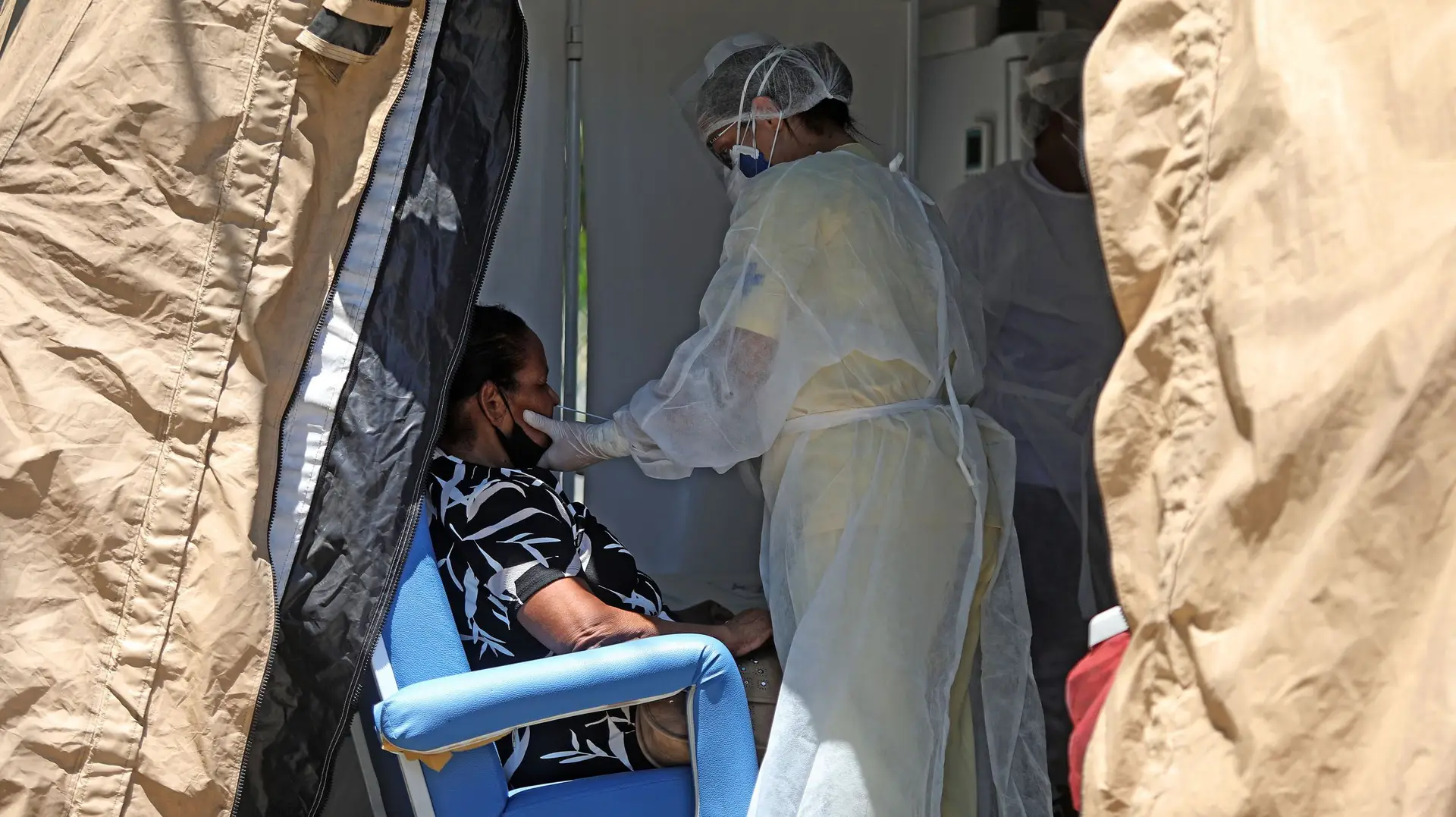 Covid-19. Brasil regista 376 mortos e mais de 20 mil novos casos nas últimas 24 horas