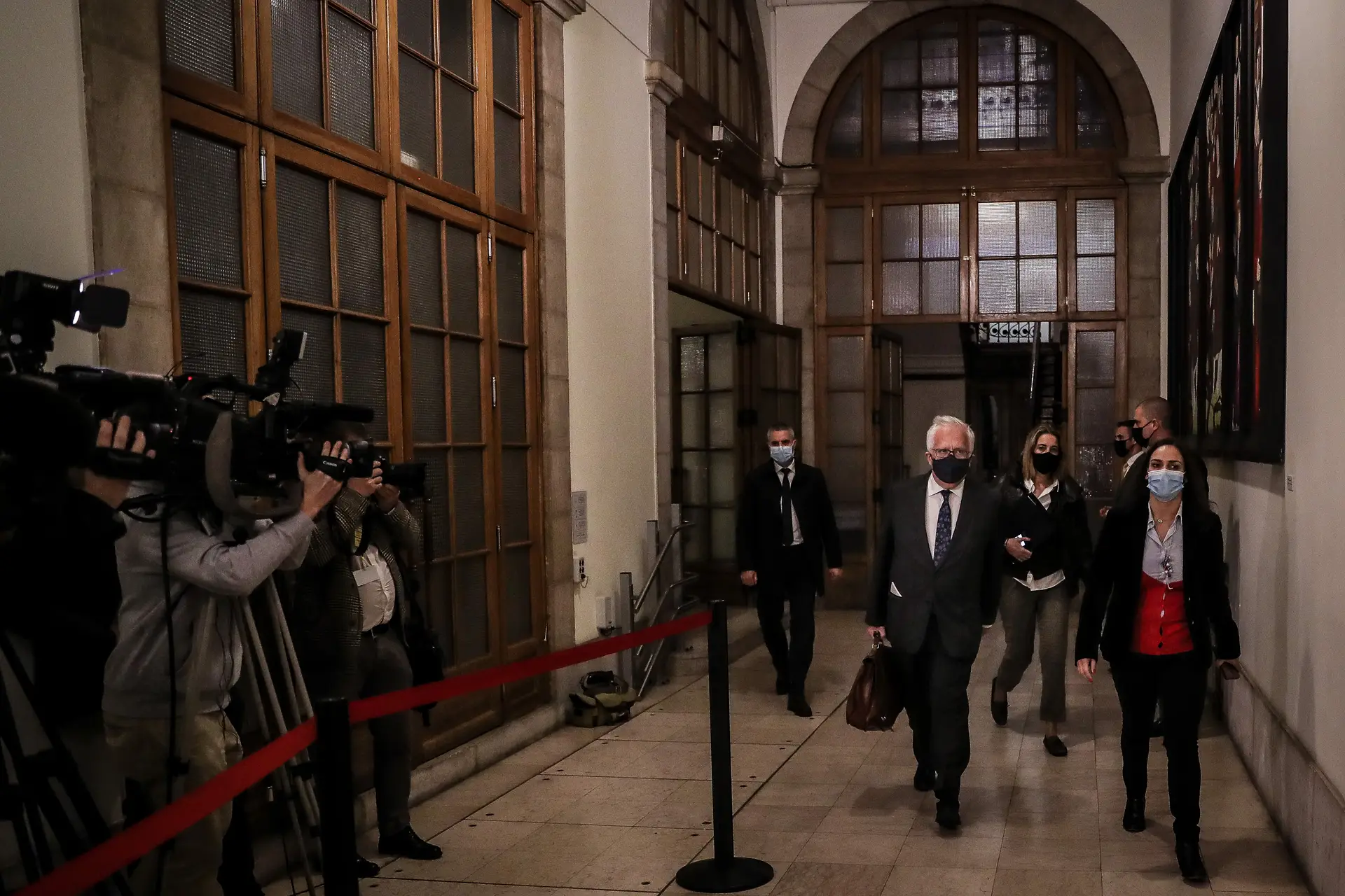 Caso SEF. PSD compara Eduardo Cabrita a um "zombie político"