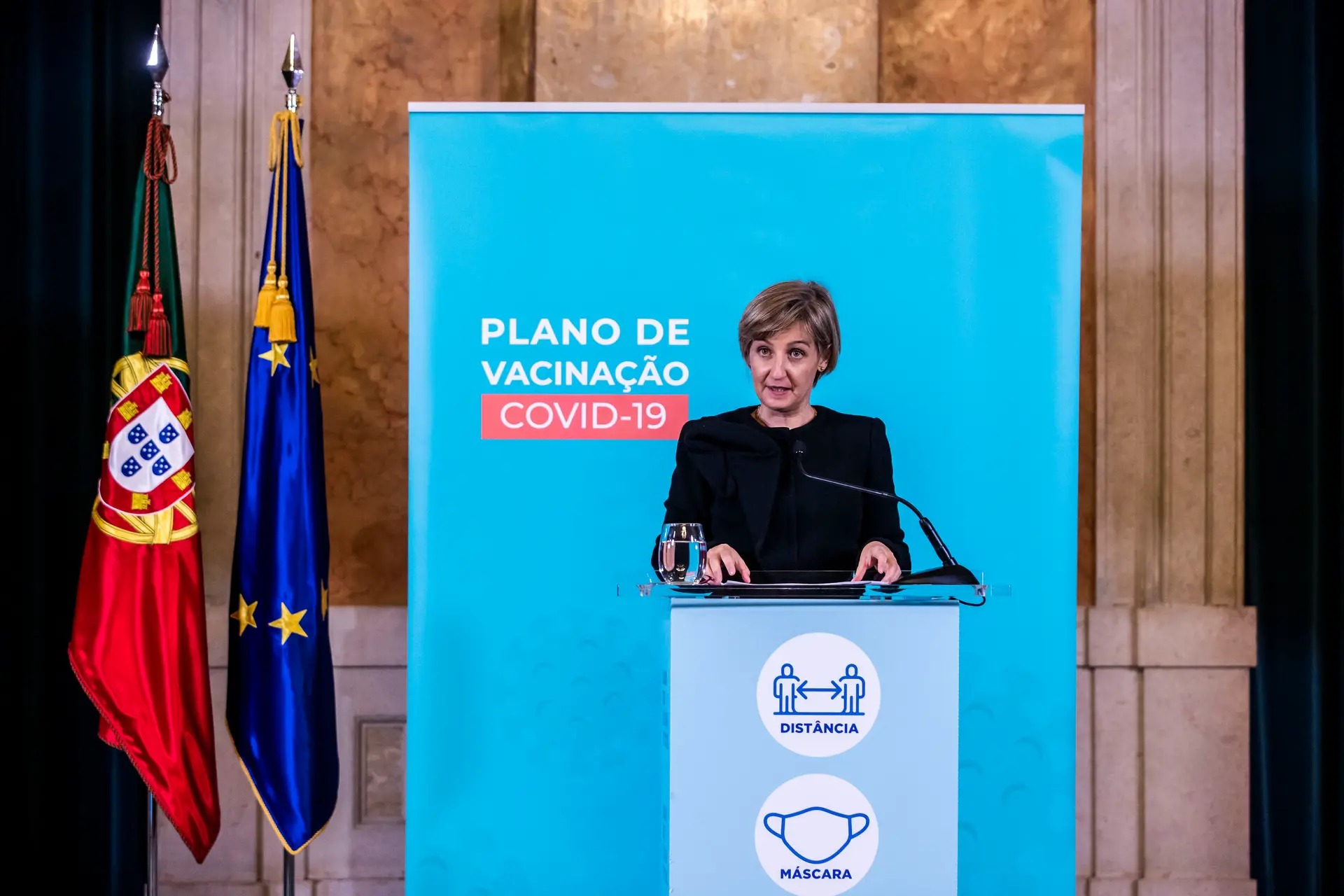 Covid-19. Portugal vai receber mais 70.200 doses da vacina até ao fim do ano