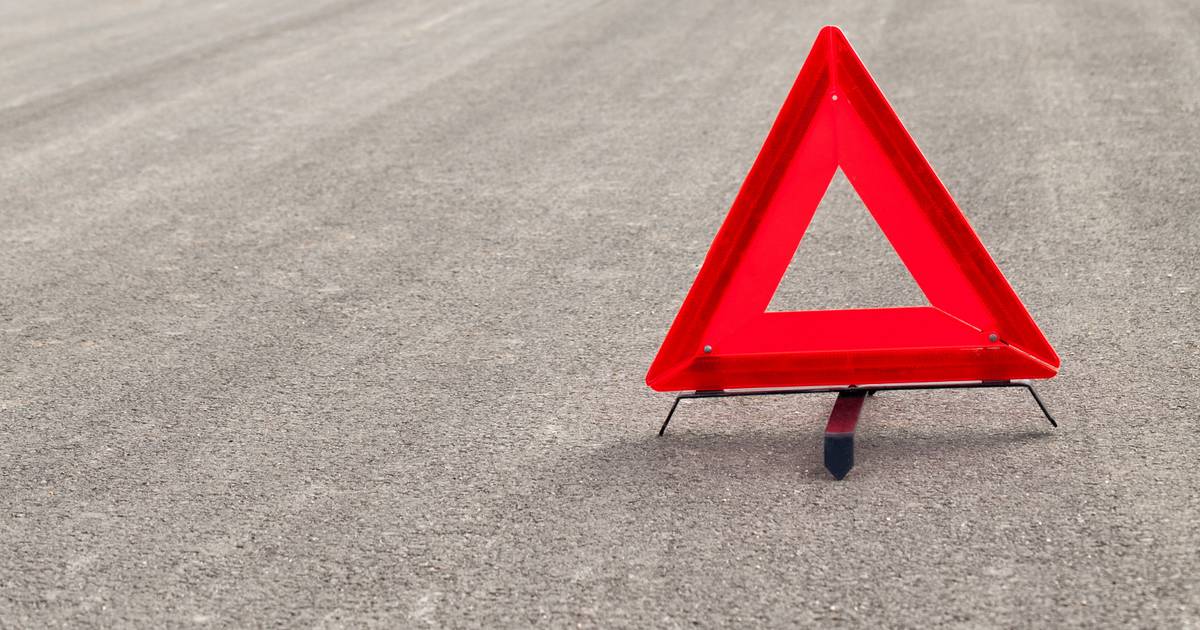 Um morto e dois feridos graves em despiste de carro perto de Monforte