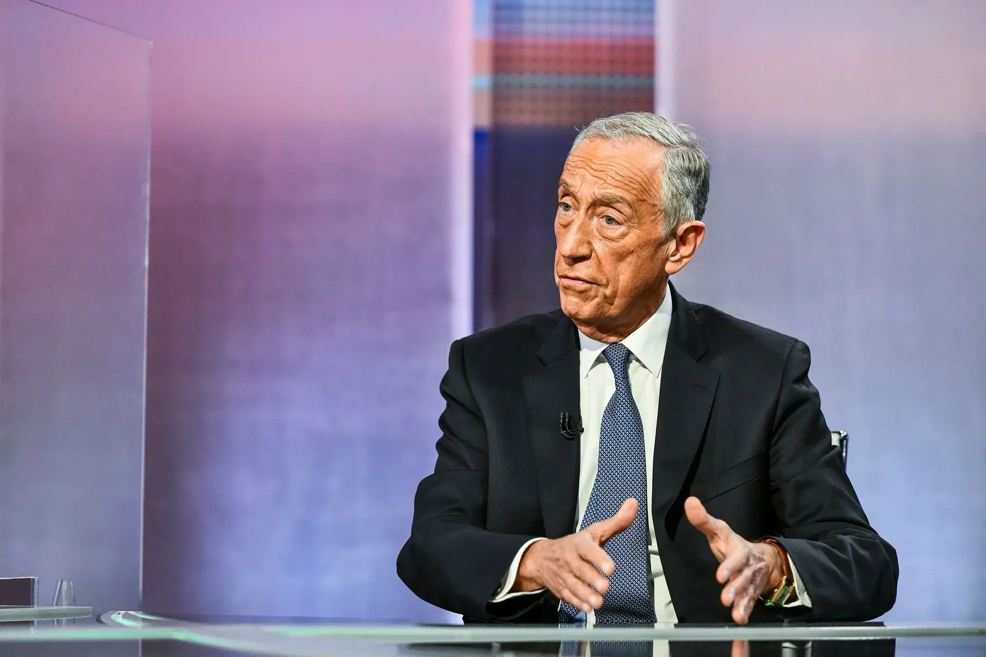 Covid-19. Marcelo afirma que não há alternativa a confinamento geral