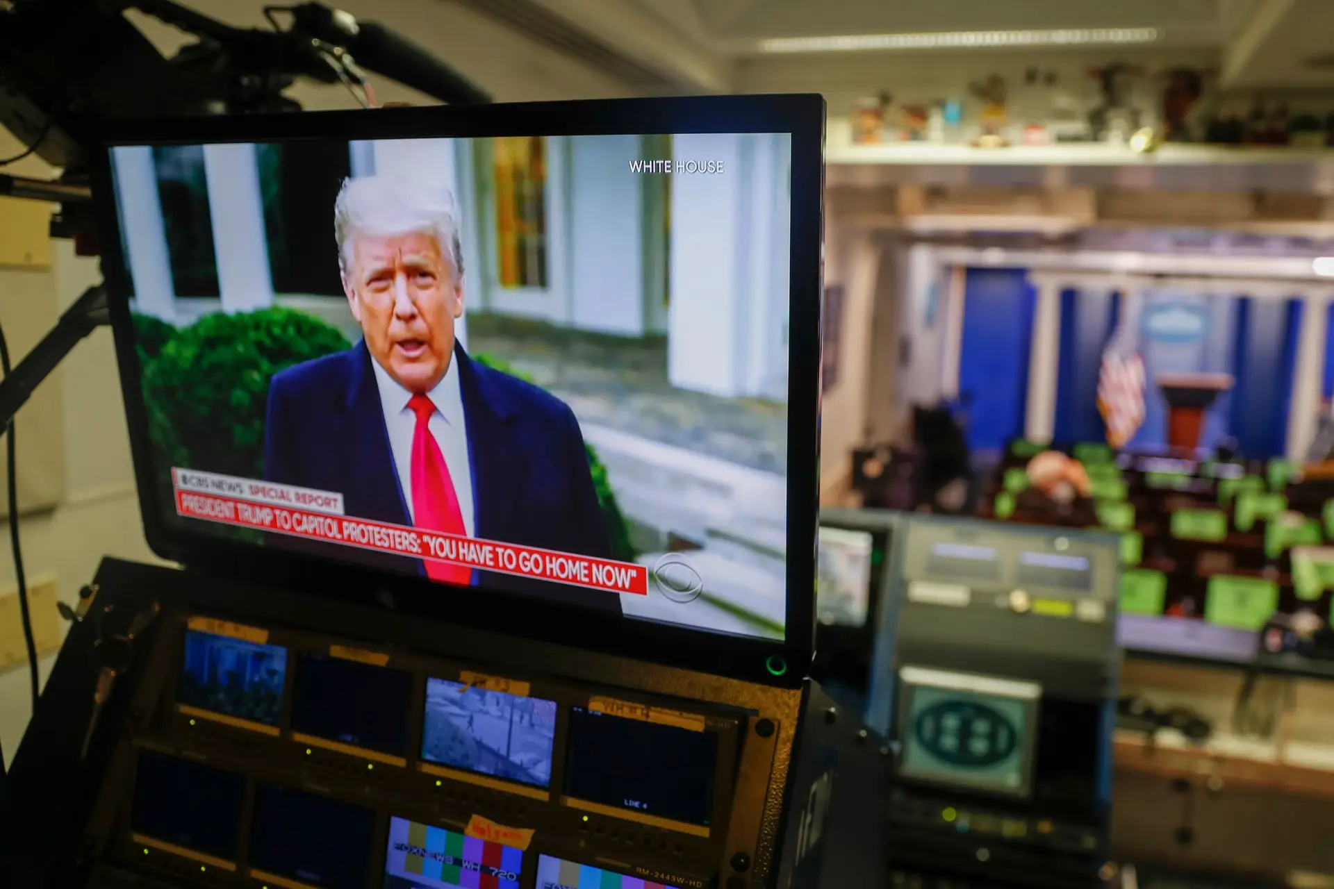 SIC Notícias | Câmara dos Representantes vai avançar para destituição de  Trump